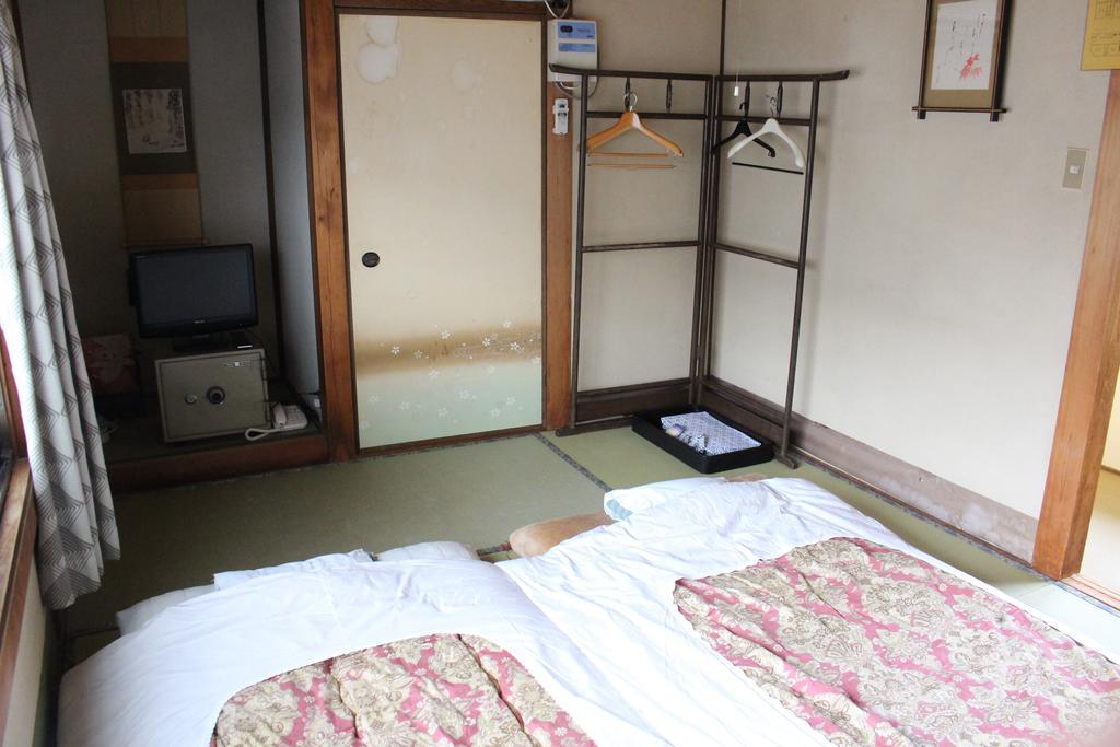 Minshuku Katsuya Hotel Shirahama Room photo